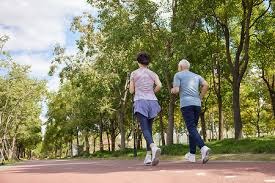 博弈中的“过度自信偏差”：解析为何 90% 的博彩参与者都认为自己拥有高于平均水平的技术。（赌博中的过度自信偏误：为何九成参与者自认技艺高于平均？）